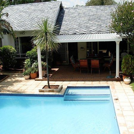 Liongate Bed And Breakfast Edenvale Exteriér fotografie