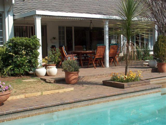 Liongate Bed And Breakfast Edenvale Exteriér fotografie